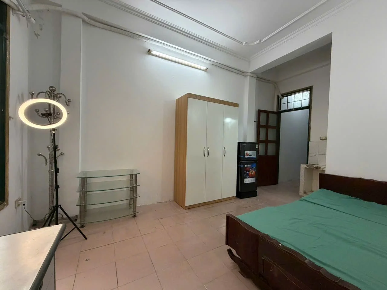 Nhà số *** ngõ 41 Đông Tác, phường Kim Liên